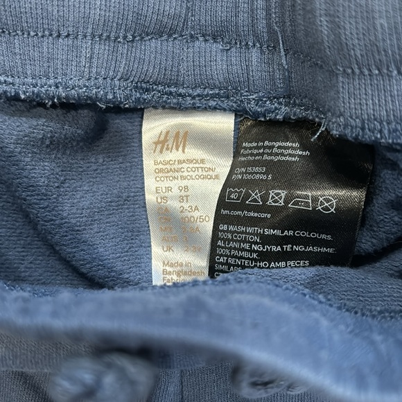 Bundle of shorts - Picture 2 of 2